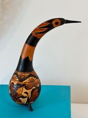 Vintage Peruvian gourd bird hand carved & painted traditional folk art 8" tall